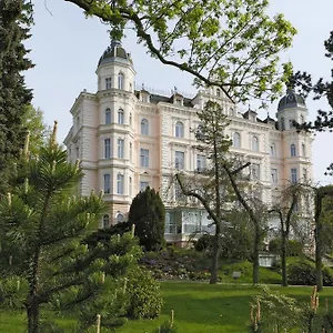 Bristol Hotel